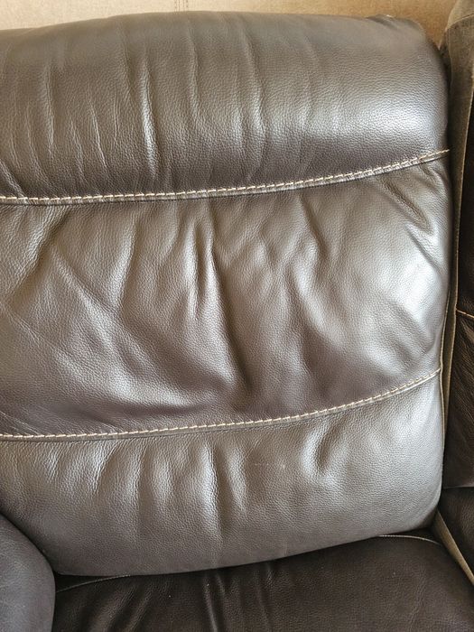 Тройка диван с релакс механизми естествена кожа