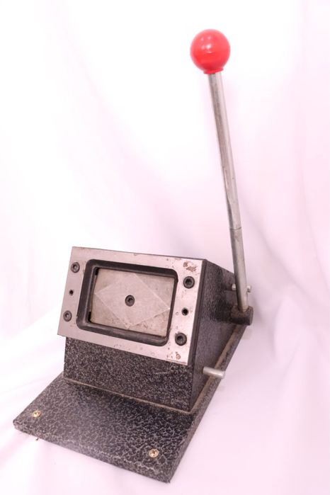 Резак для визиток