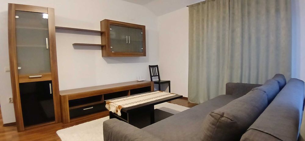 Inchiriez apt. 2 camere, cu parcare inclusa Floresti / Cluj