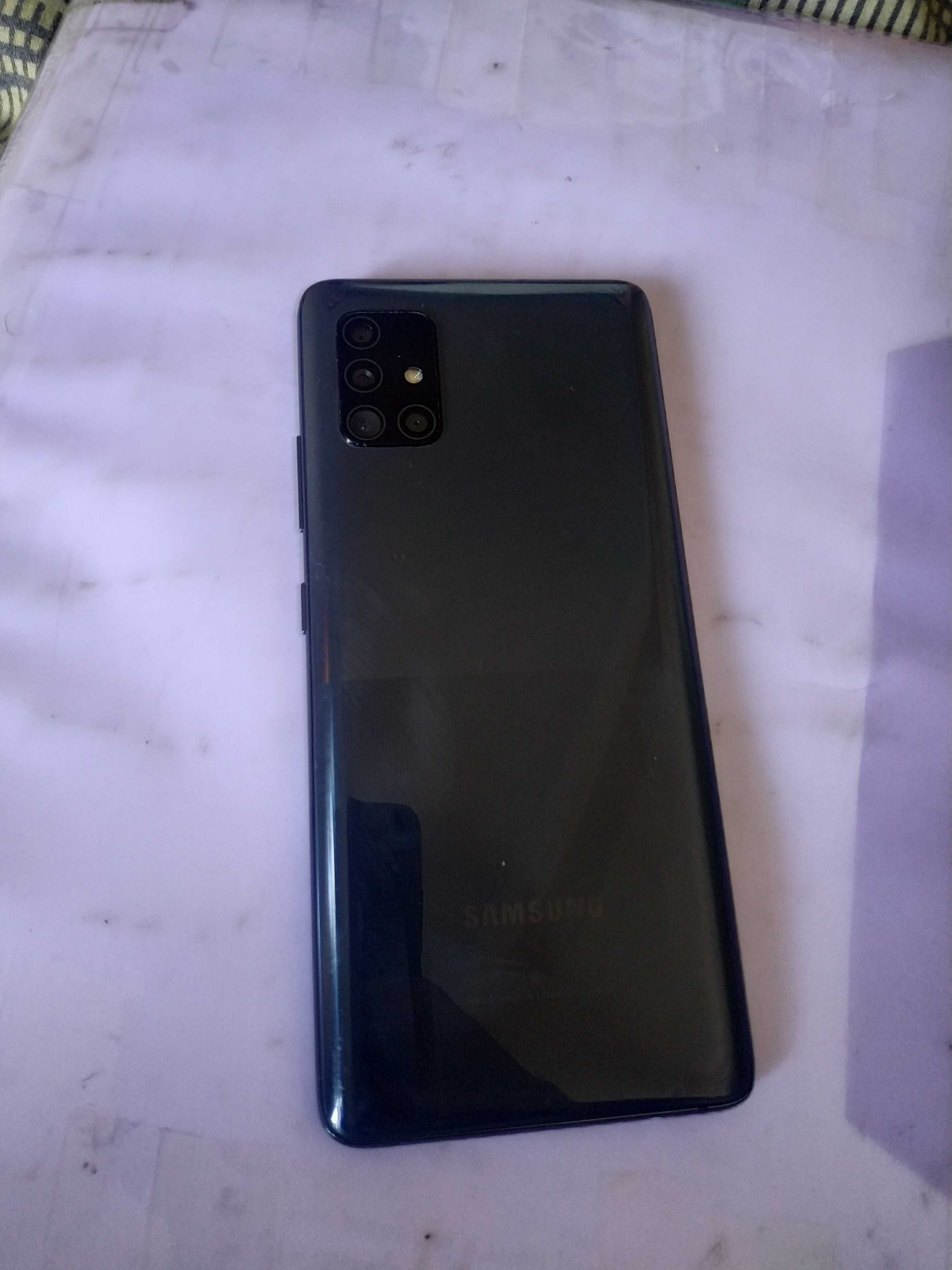 Samsung A 51 ideal