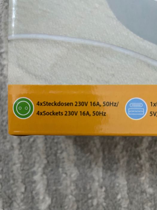 Кръгъл разклонител 4 гнезда, 2хUSB + type C