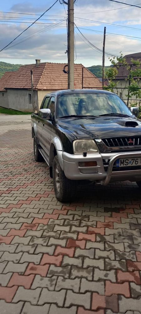 Vand Autoutilitara Mitsubishi L200