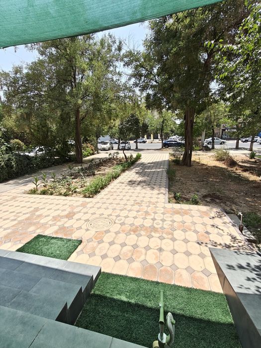 Ижарага нотурар бино/офис/дўкон (под офис)