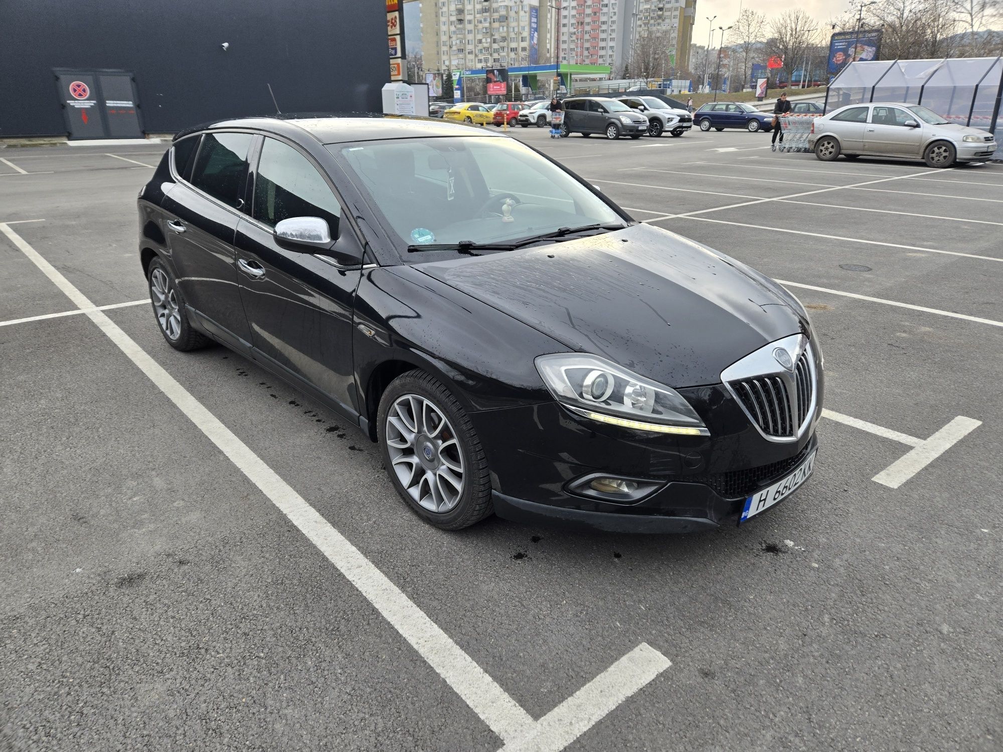 Lancia Delta 1.4 бензин 120 к.с