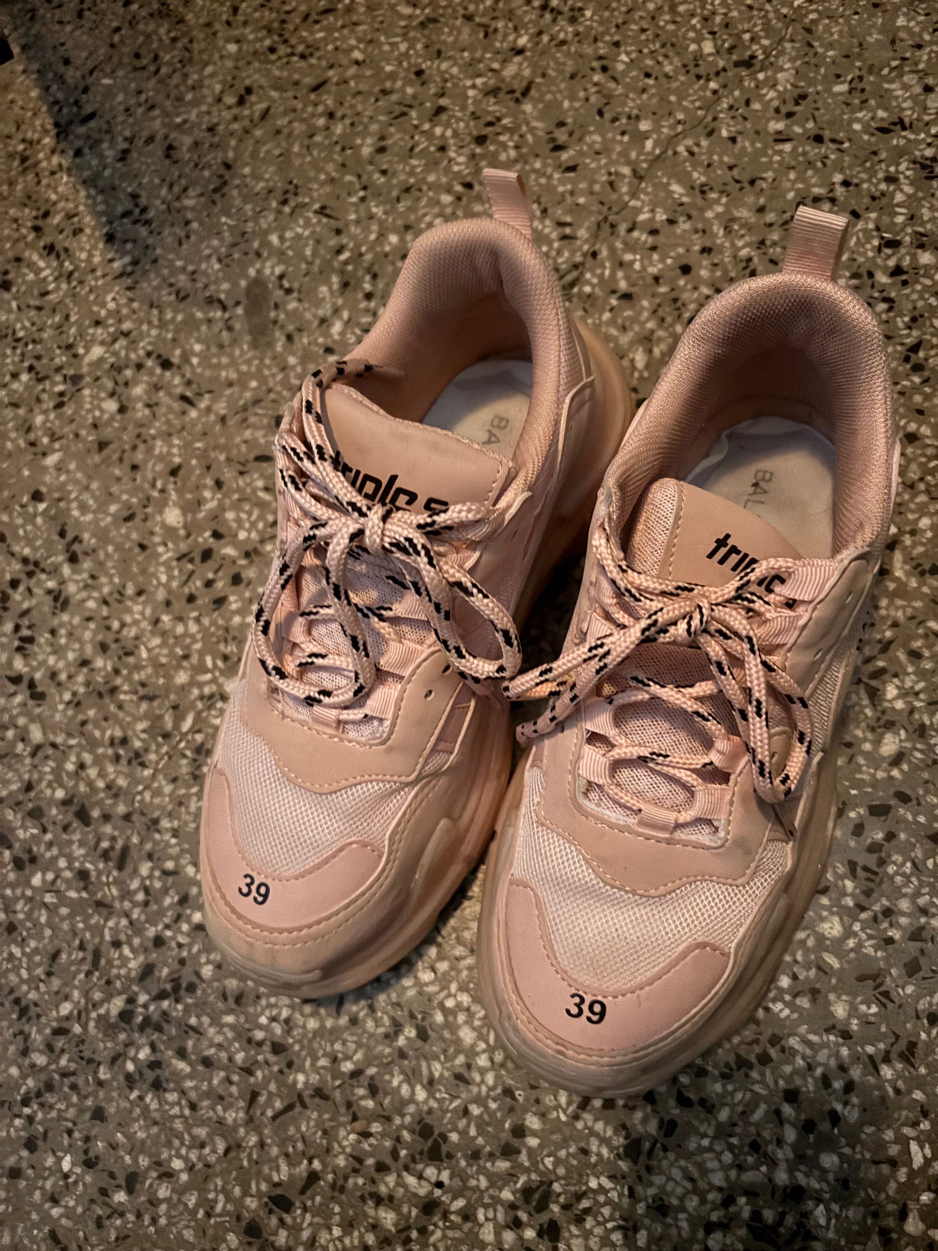 Balenciaga обувки