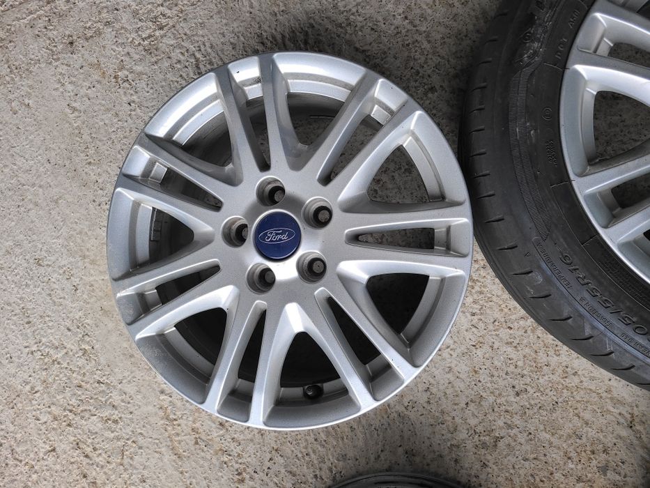 Vând jante Ford 5x108