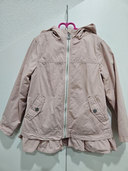 Vand geaca Michael Kors pentru fete, marimea 7-8 ani