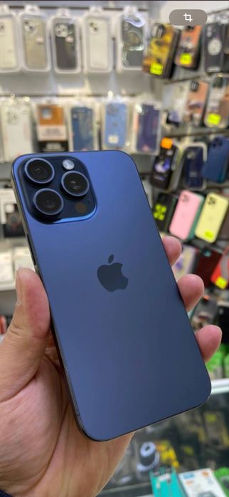 Продам айфон 15 про