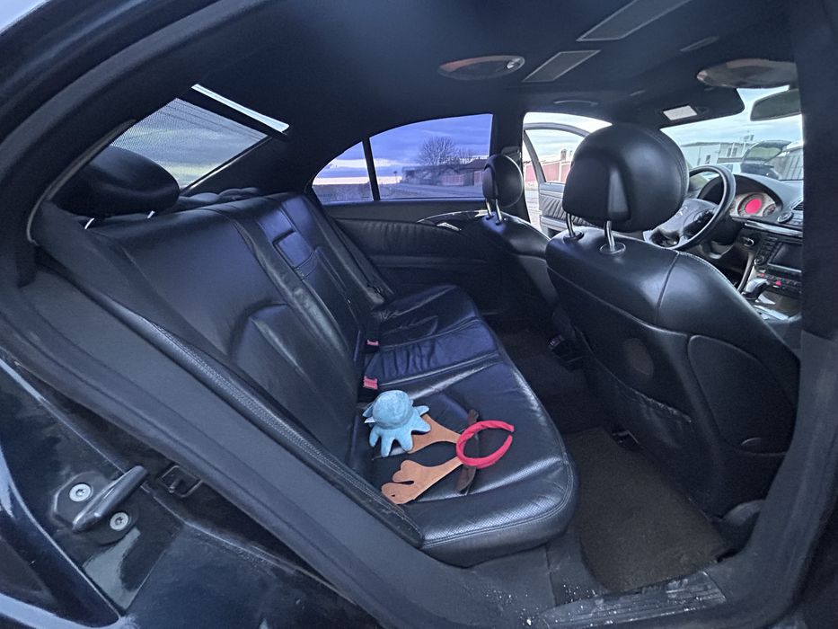 Mercedes E270 cdi w211 На части
