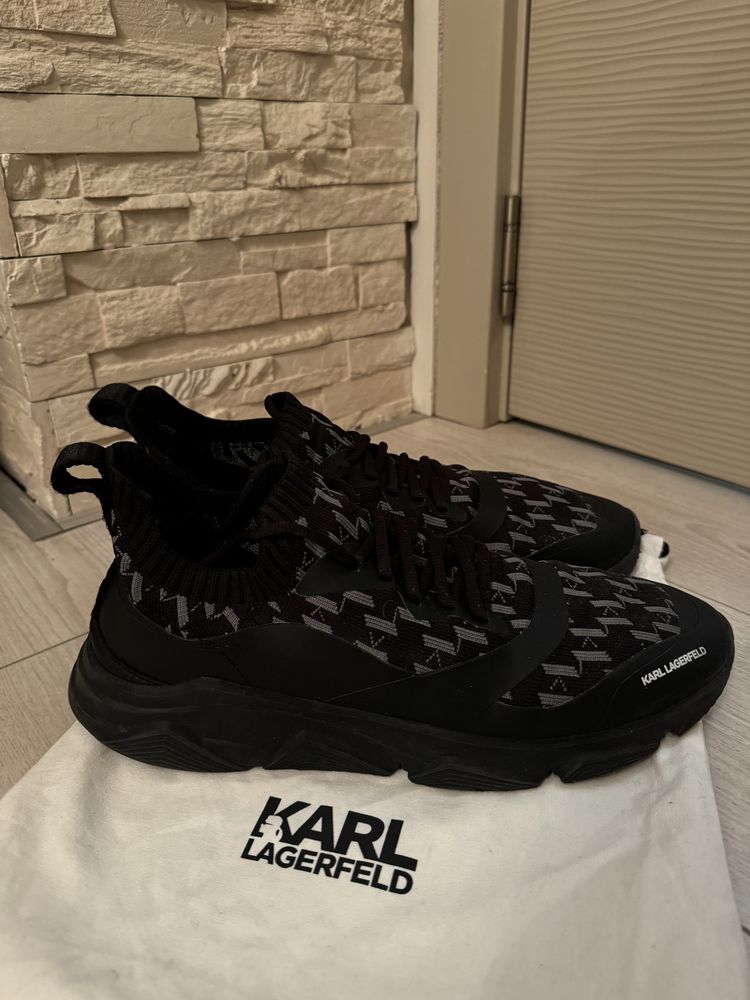 Уникални обувки на марката Karl Lagerfeld