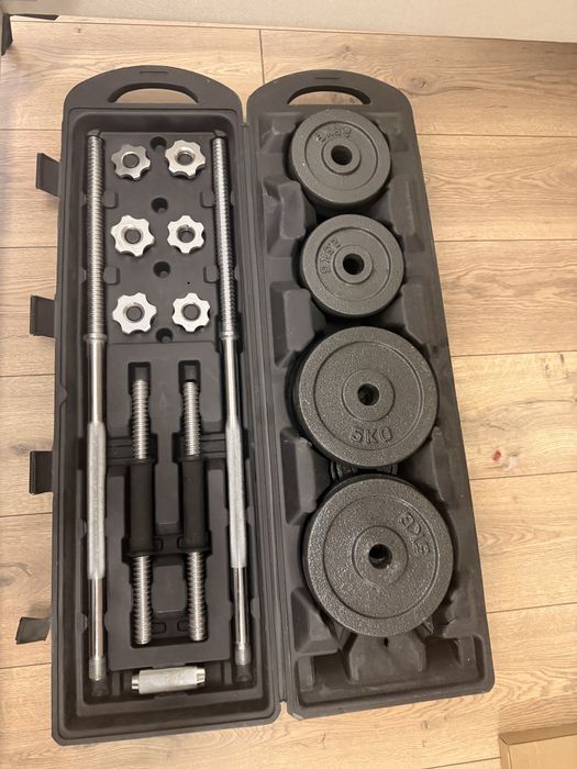 Продам набор гантели.