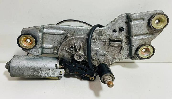 Motoras stergator  haion 0390201552 Ford Focus prima generatie