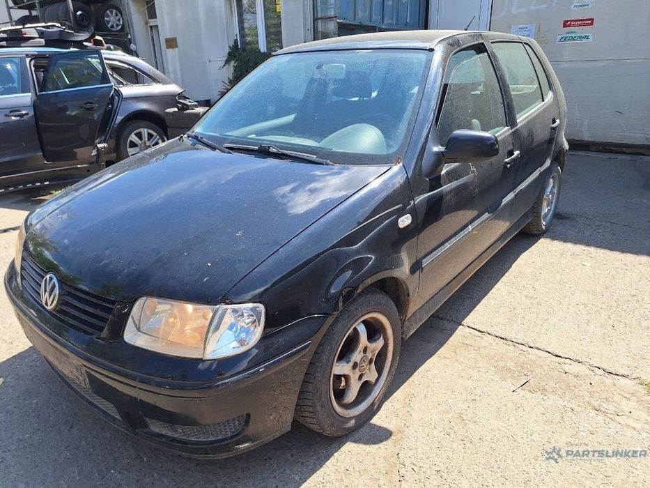 Dezmembrez VOLKSWAGEN POLO 6N2 2001 1.0 AUC 37KW|50HP