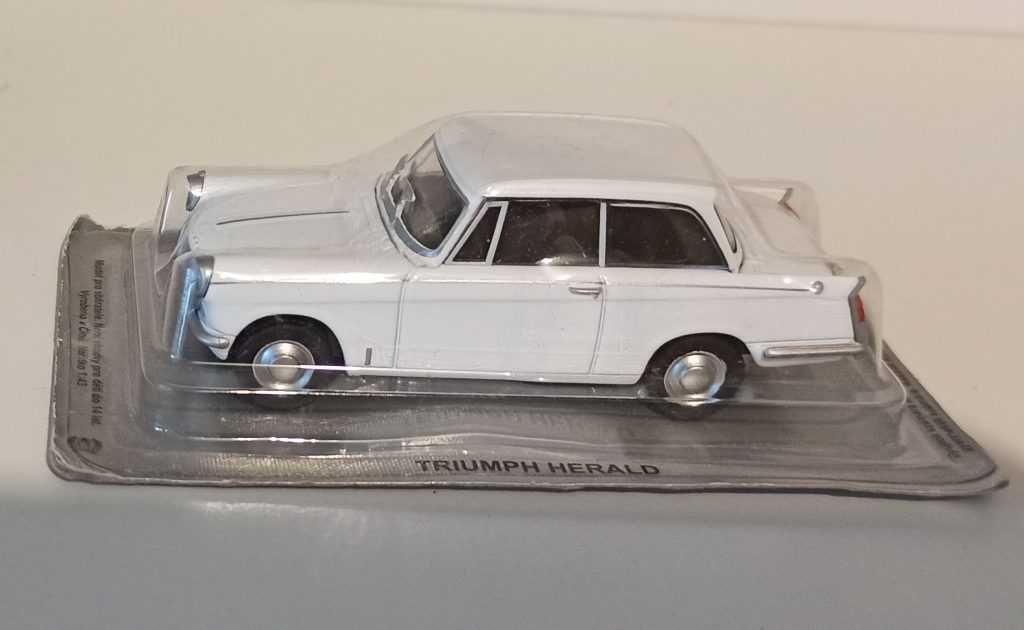 Macheta Triumph Herald Saloon 1962 - DeAgostini Masini de Legenda 1/43