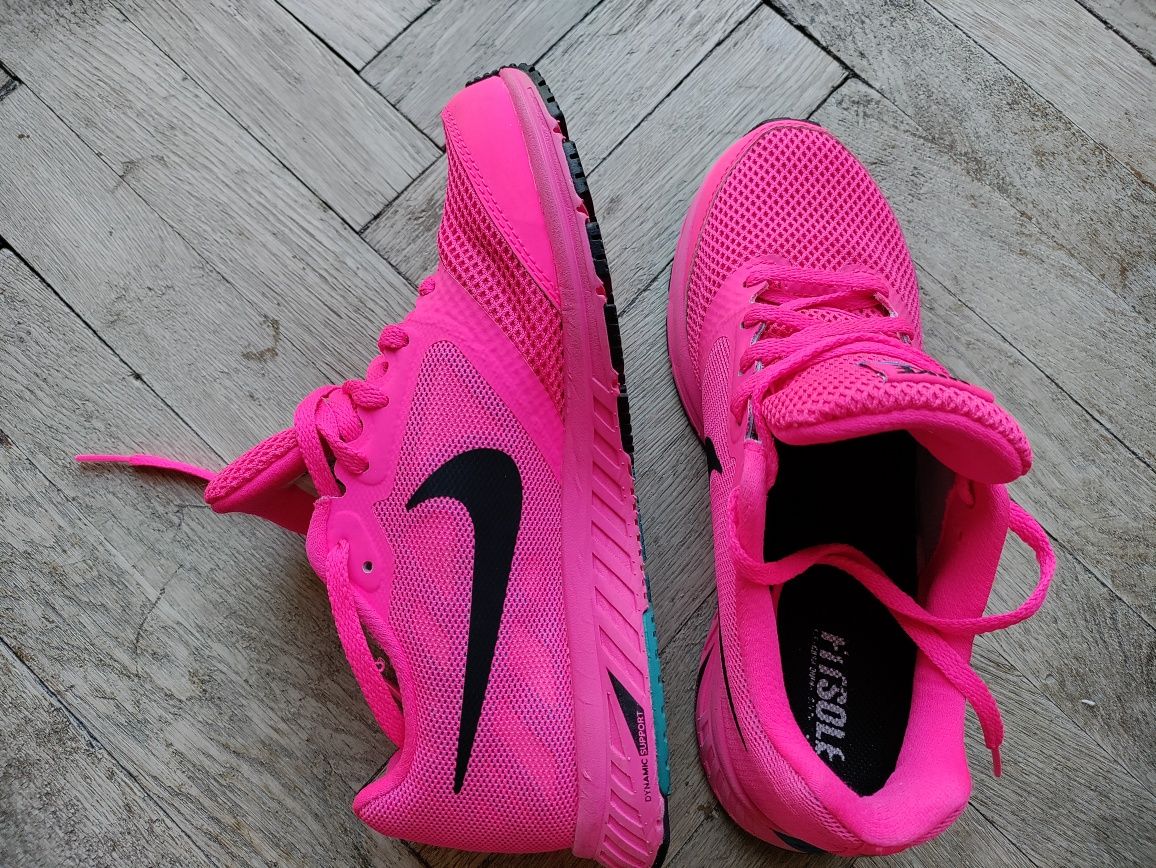 Adidași Nike Zoom Fly măsură 38 roz fuchsia