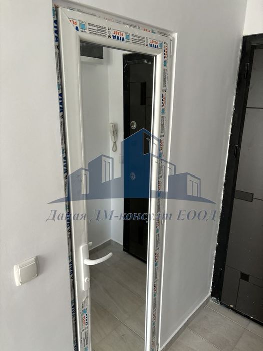 Продава се Тристаен апартамент в Шумен, Добруджански - 62 кв.м за 1440 €/кв.м - Снимка #6