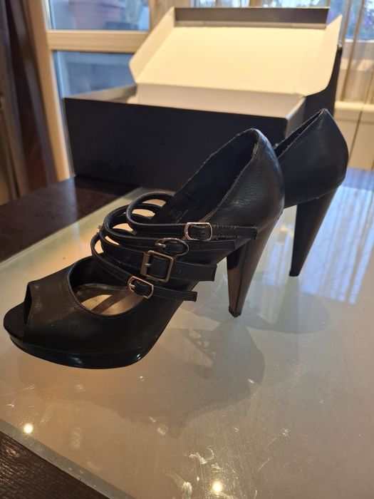 Дамски обувки 37 номер