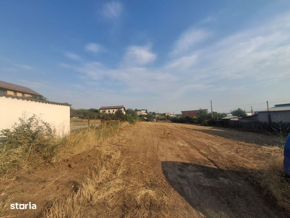 Investitie sigura! Teren 2502 mp, plat, toate utilitatile, intre case