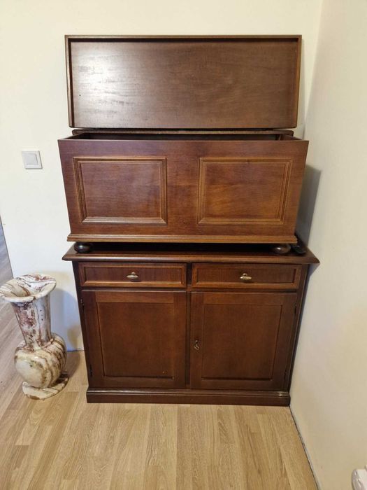 ракла и шкаф масив от Vivre, скрин венге масив