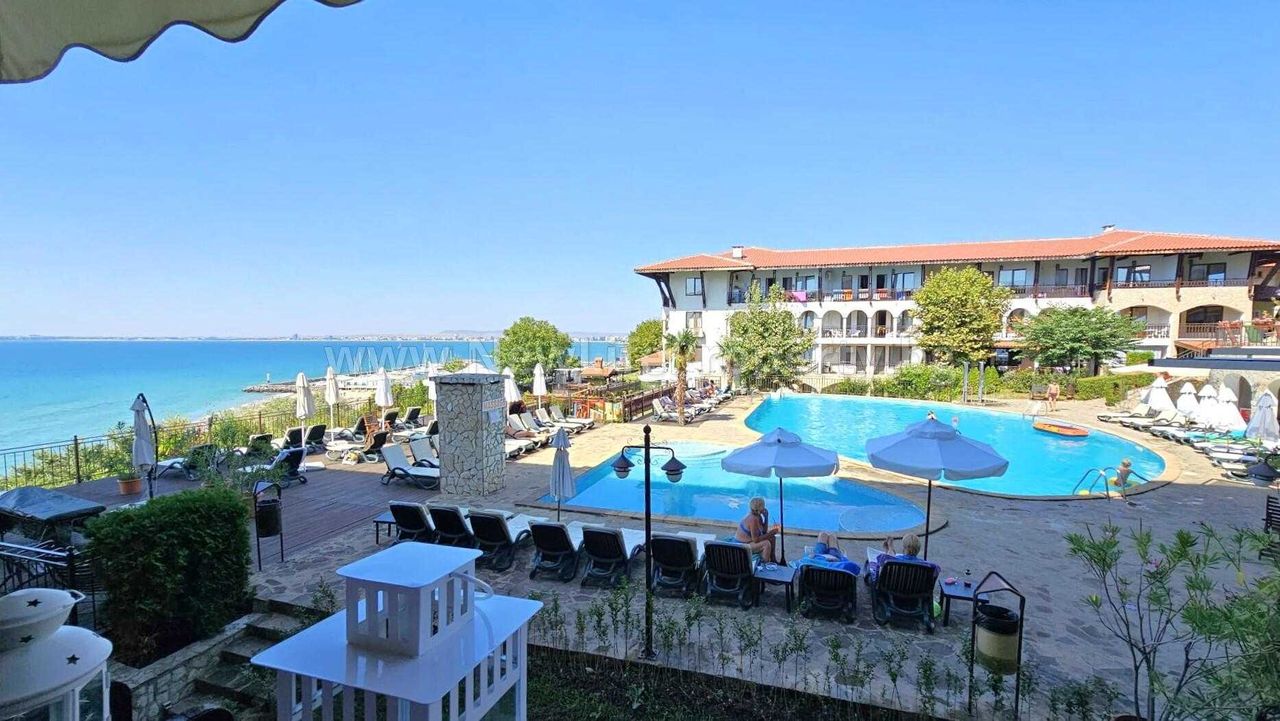 Продава се Двустаен апартамент в Свети Влас - 65 кв.м за 1847 €/кв.м - Снимка #8