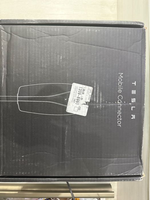 Tesla adapter NA 14-50 зарядное устройство