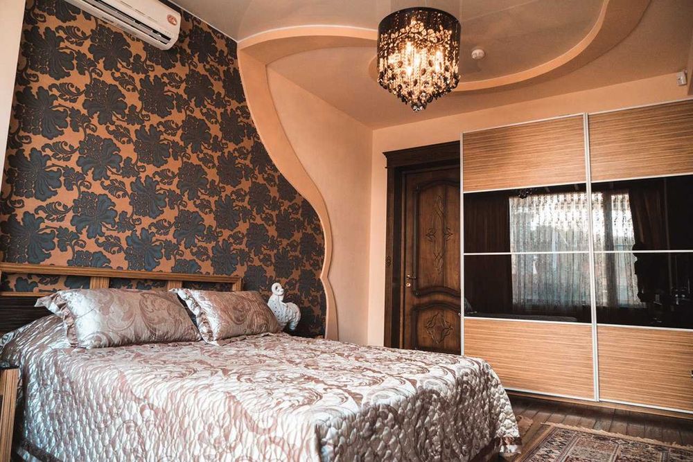 Срочно продаётся 4-этажный дом с авторским ремонтом, 2 сотки, Никитина