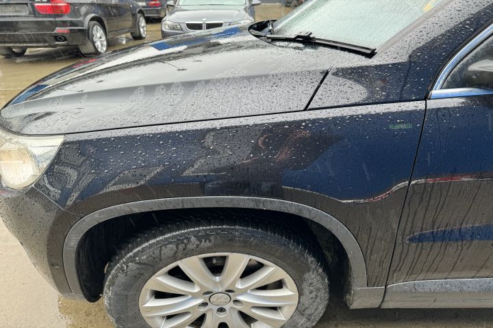 Aripa stanga Volkswagen VW Tiguan 1 5N  [din 2007 pana  2011]