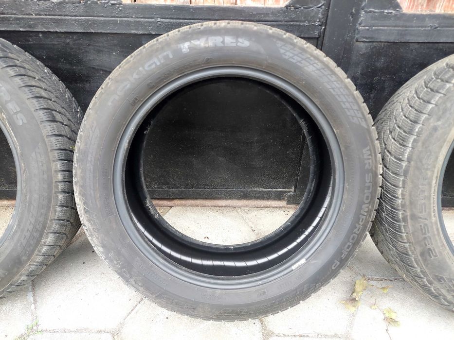 Nokian 235 50 18 зимни гуми XL WR snowproof p DOT 24