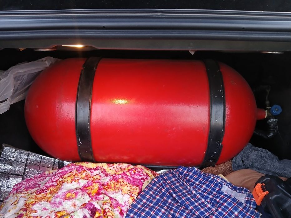 Gaz 4- pakaleniya sotiladi full zori miyyalariyam orginal italiya 90