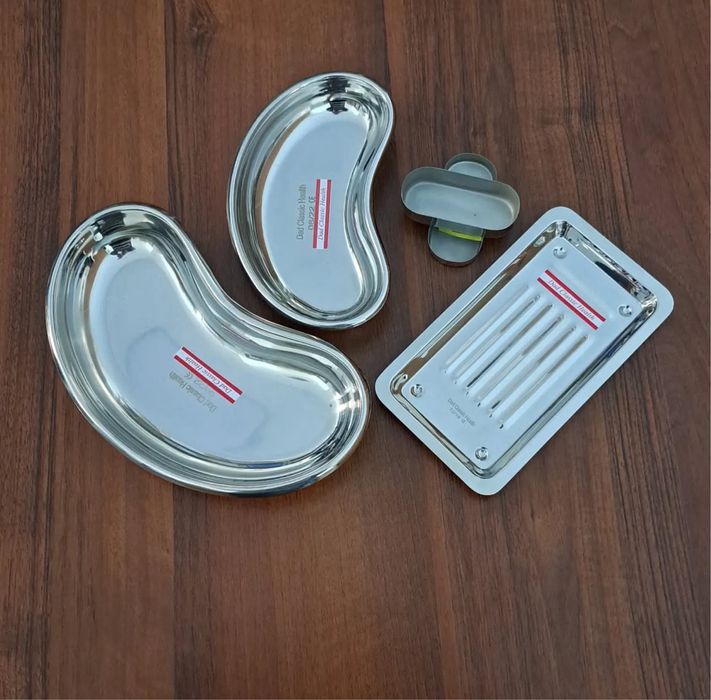 Лоток медицинский почкообразный прямоугольный.