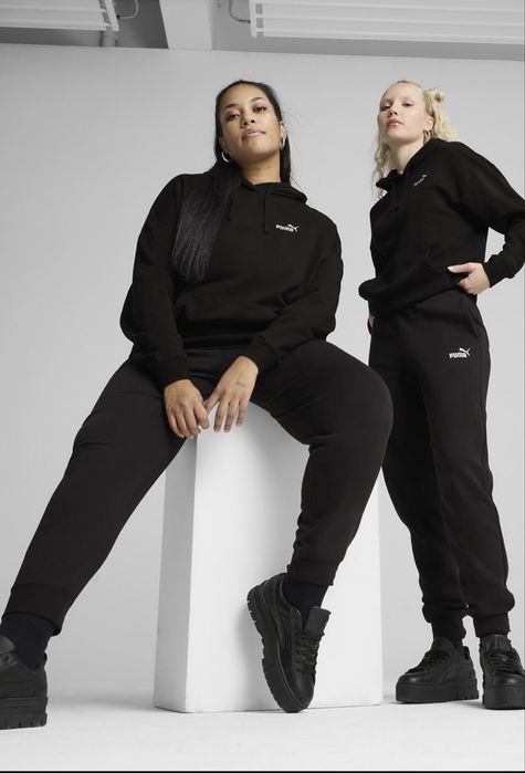 Спортен екип три модела по  45лв от 120лв