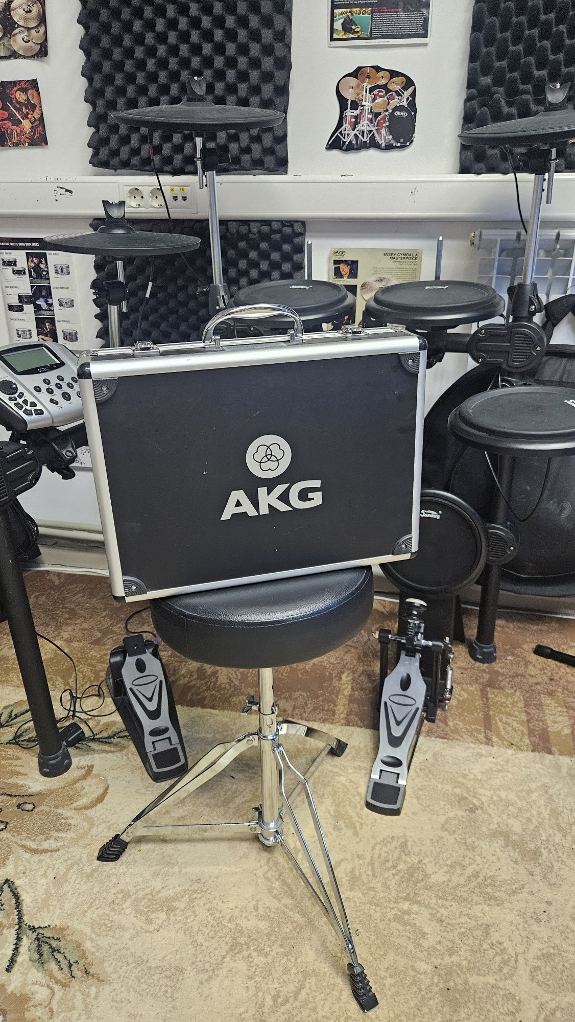 Продам микрофоны AKG