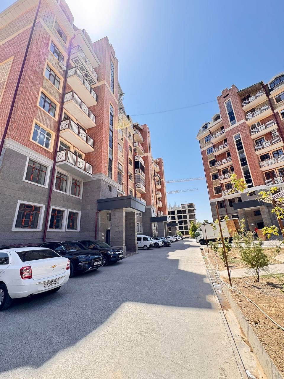 Mashxadi Residence Продается 3 комнатная коробка Паркентский рынок