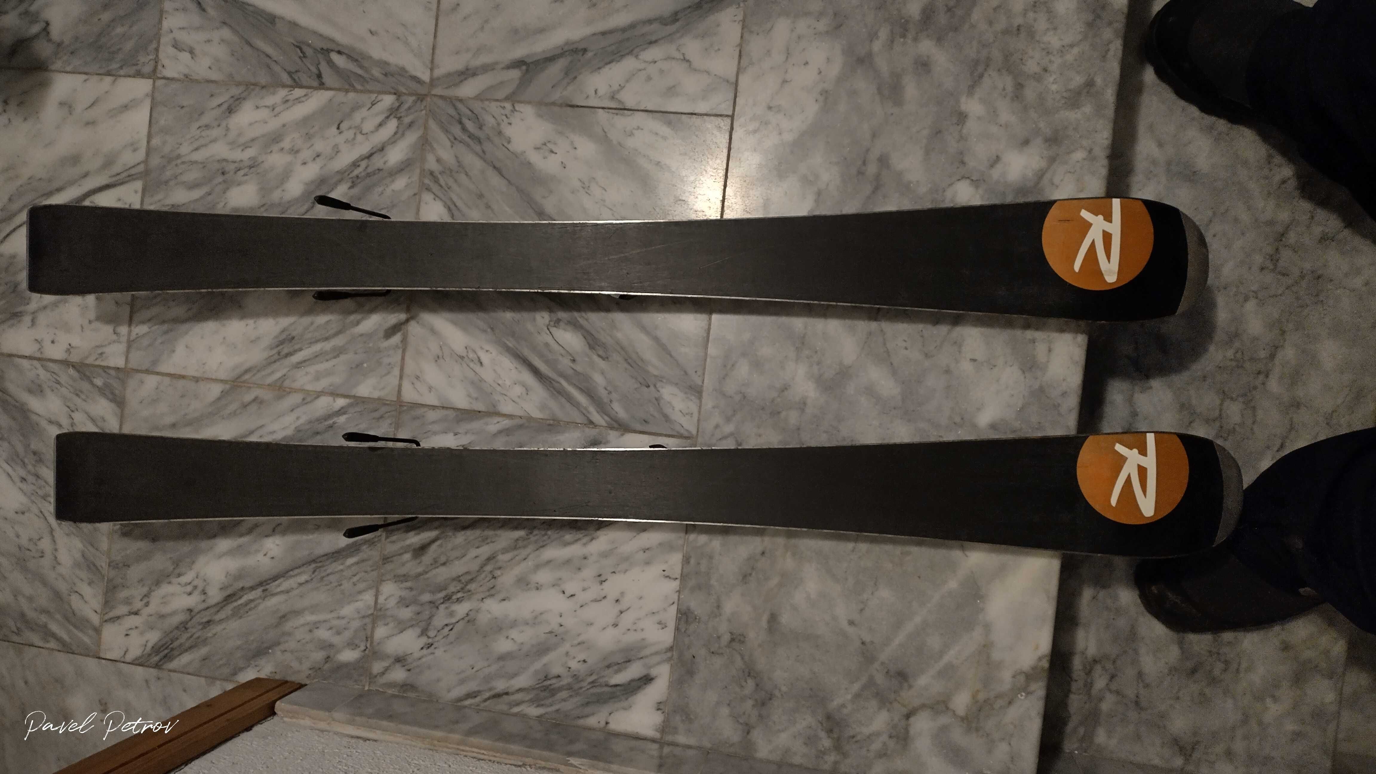 Продавам детски ски Rossignol