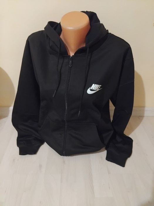 Ieftin! Bluza cu fermoar dama Nike.
