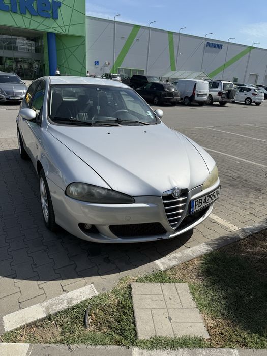 Alfa Romeo 147 хечбек