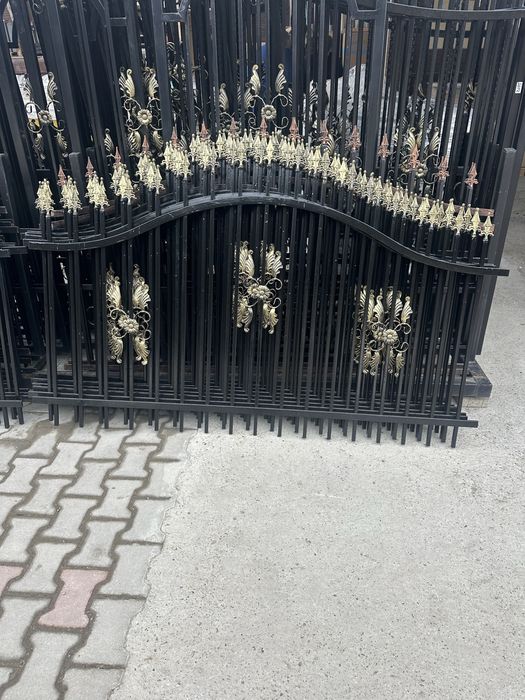 porti si garduri in rate