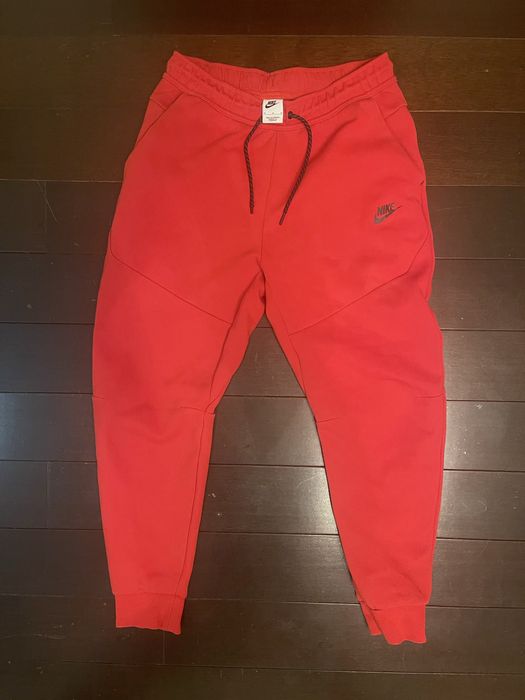 Оригинални Nike Tech Fleece размер М