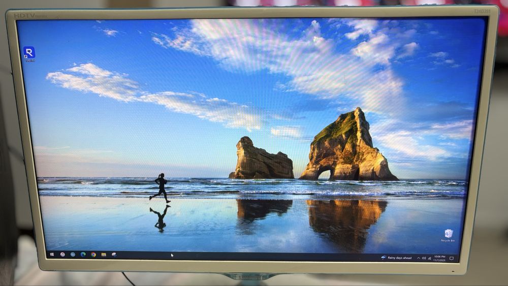 Desktop Unitate PC AMD Athlon X64 Quad-Core2.8GHz 10GBRam SSD150GB-OK