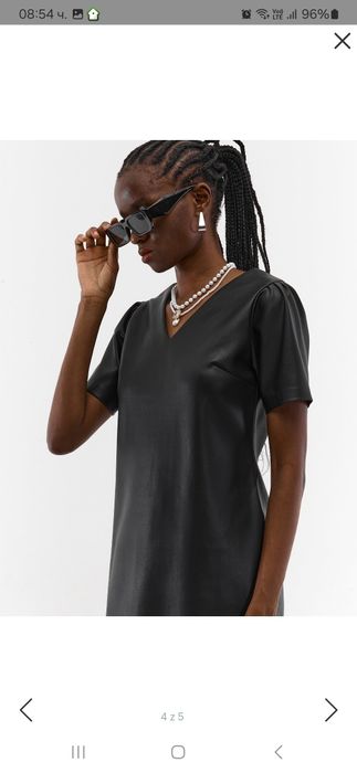 Страхотна кожена рокля