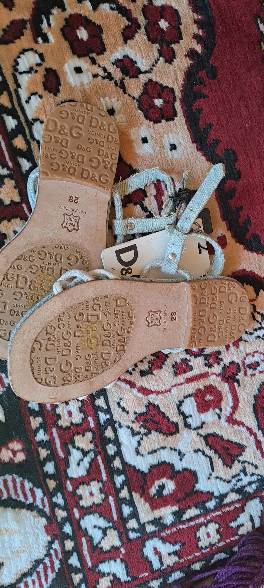 Sandale D&G fetite