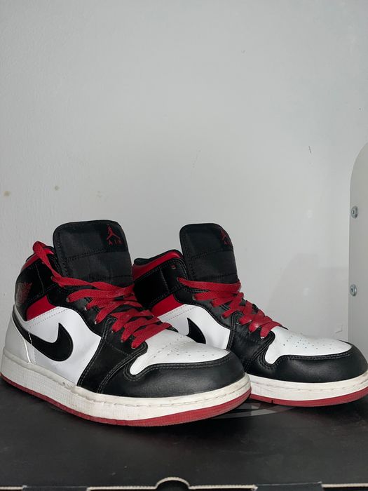 Nike Jordan 1 mid