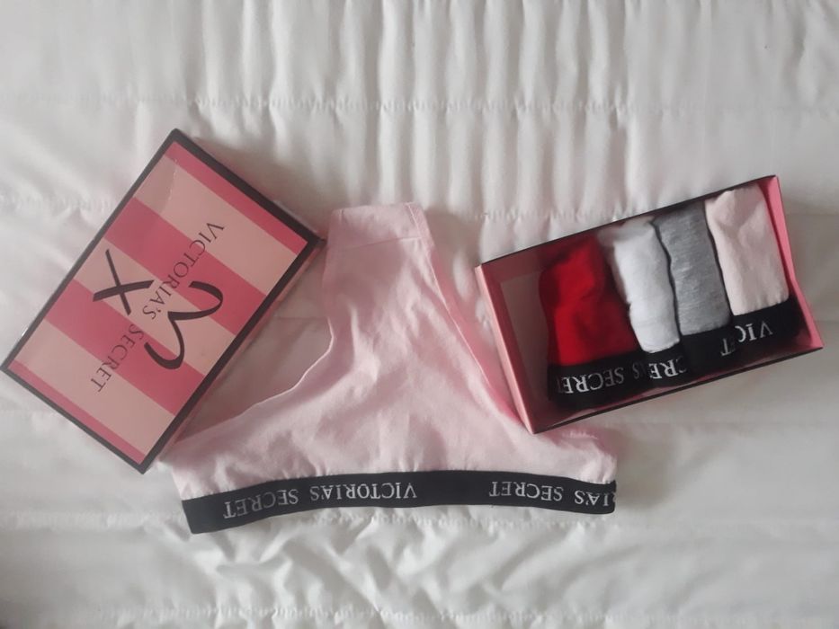 Set lenjerie intima Victoria Secrets