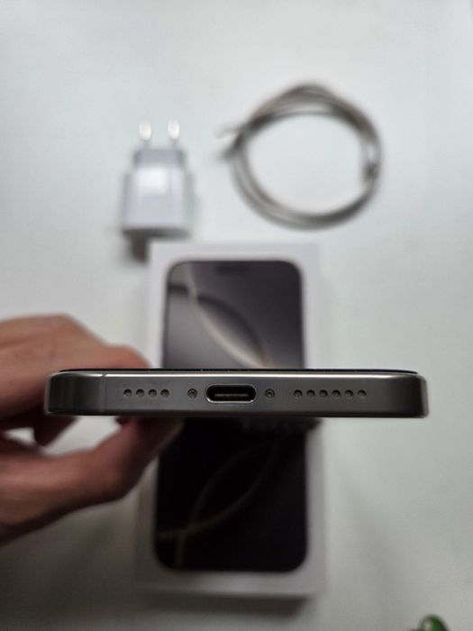 IPHONE 16 Pro Max 256gb