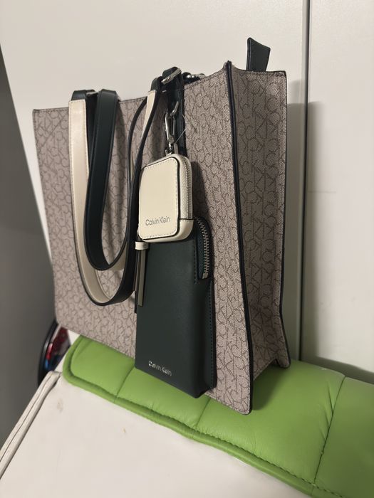 Дамска чанта Calvin Klein