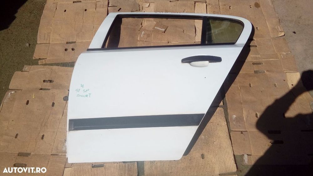 Portiera / Usa Stanga Spate Opel Astra H Hatchback cod culoare Z40R