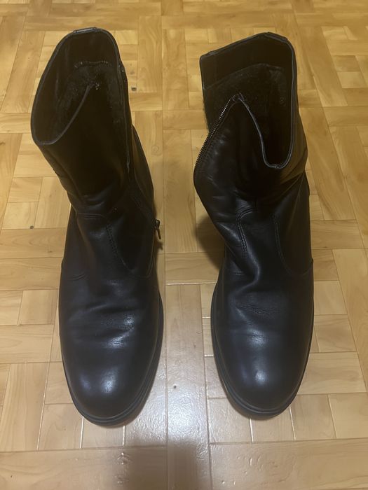 Продам кожаную зимнию обувь
