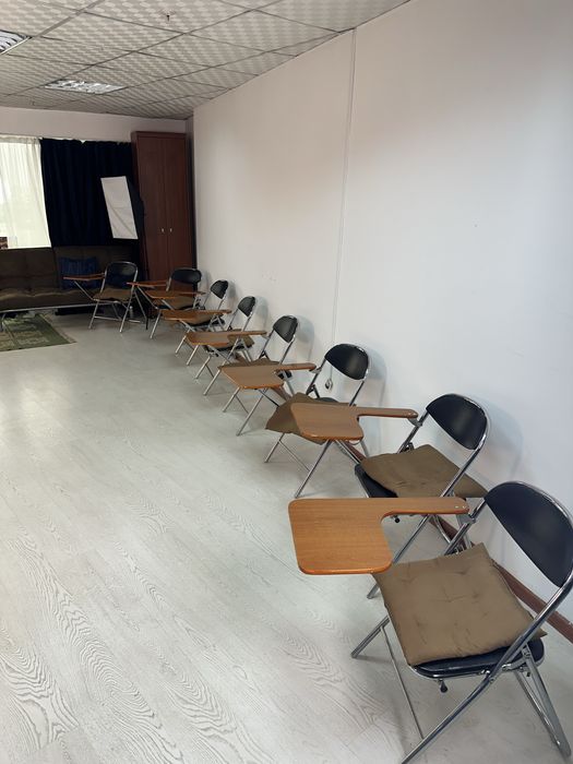 Стулья со столом