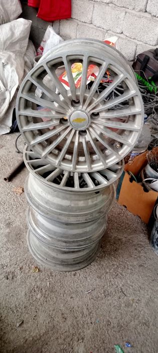 Срочно  сотилади