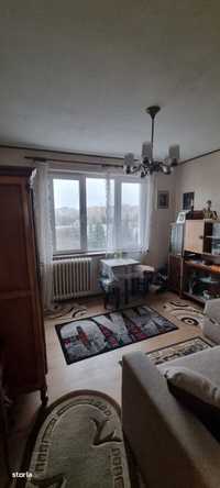 COD E22529 - Apartament 3 camere decomandat Brancoveanu-Luica